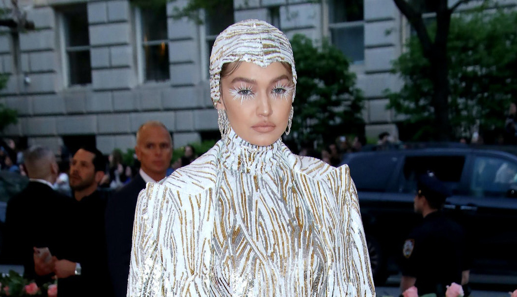 met gala looks diamond jewelry gigi hadid