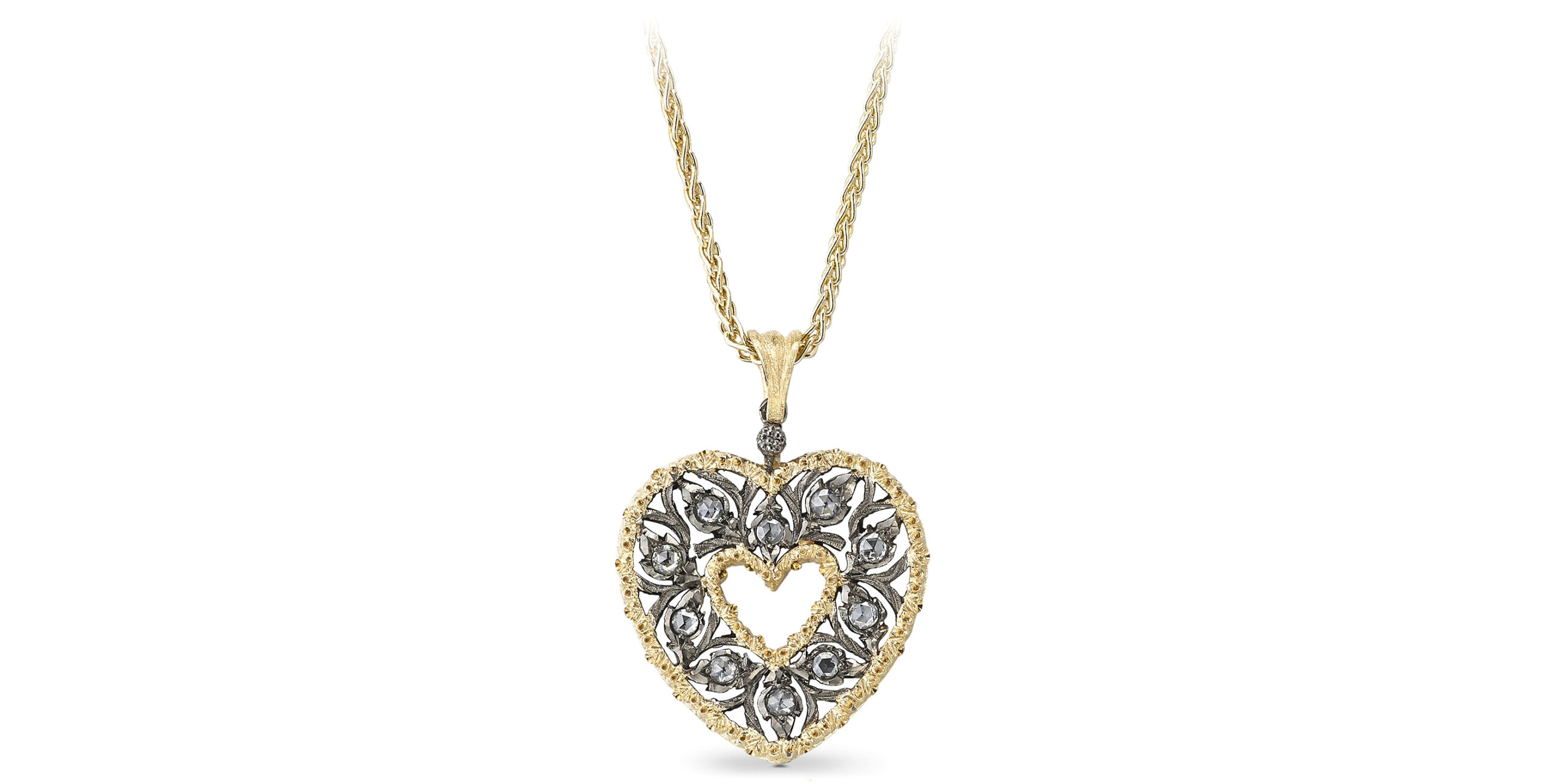 © BUCCELLATI - Pendentif cœur, or jaune, or noirci et diamants taille rose