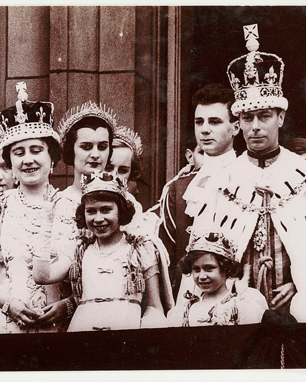 The Royal Family and the Koh-I-Noor Diamond