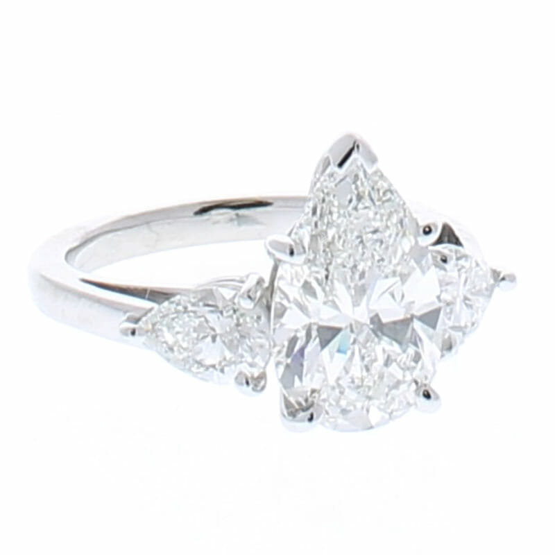 pear shaped diamond ring