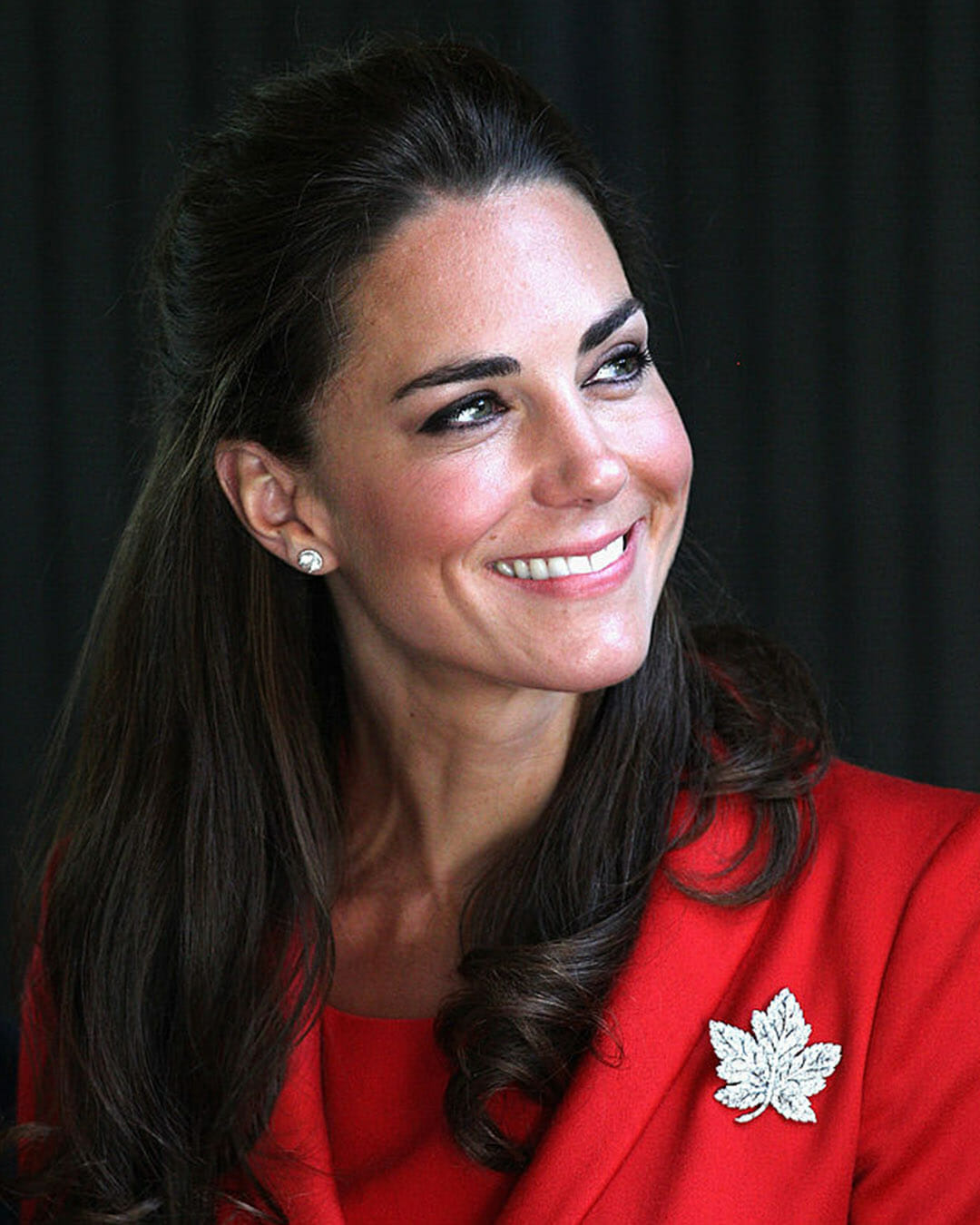 kate middleton the queen elizabeth's jewels jubilee diamond royal 