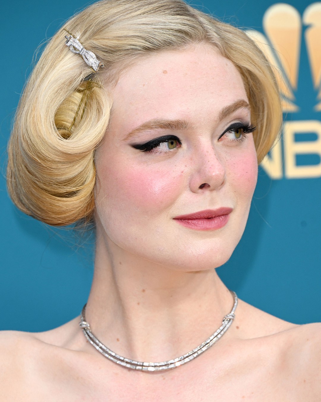 elle fanning 2022 emmys diamond jewelry looks