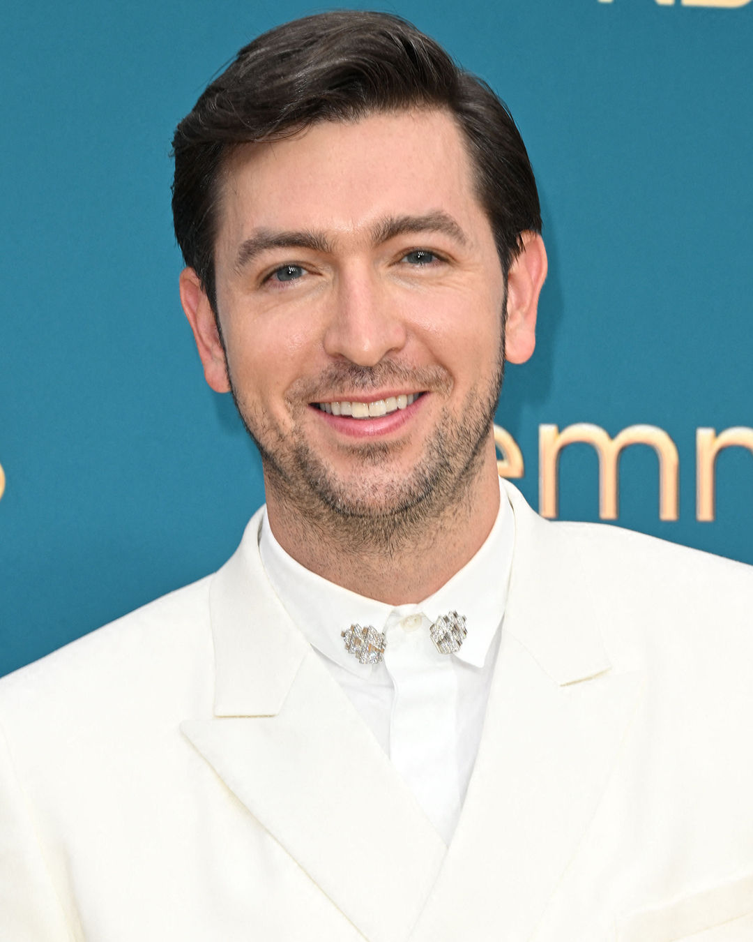 nicholas braun 2022 emmys diamond jewelry looks