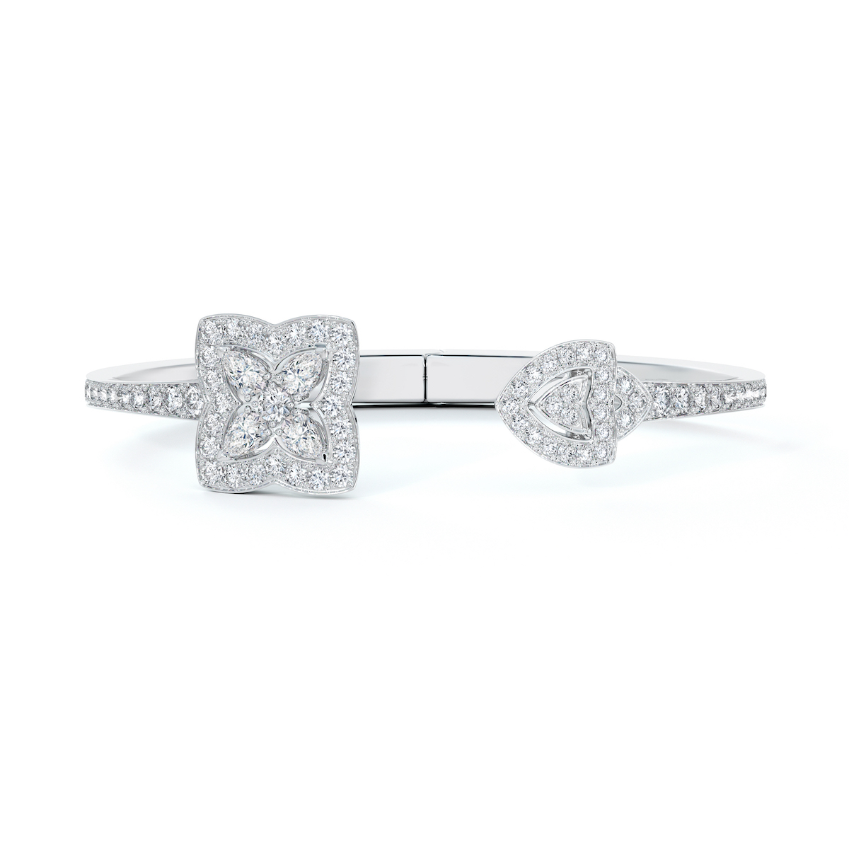 De Beers Enchanted Lotus Collection bracelet