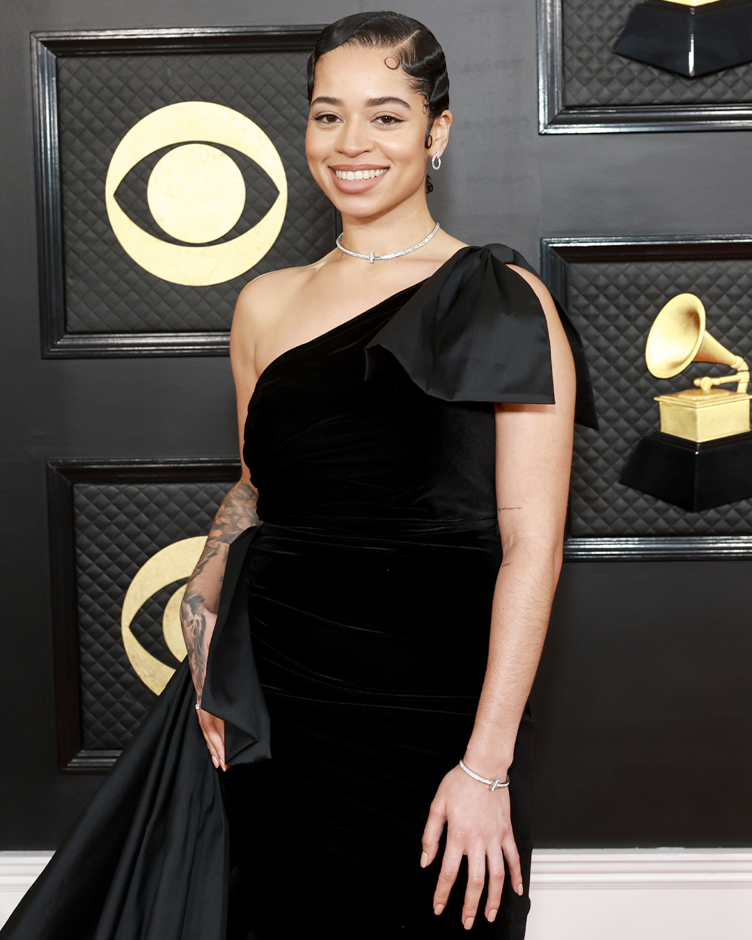 ella mai grammys 2023 style fashion natural diamond jewelry