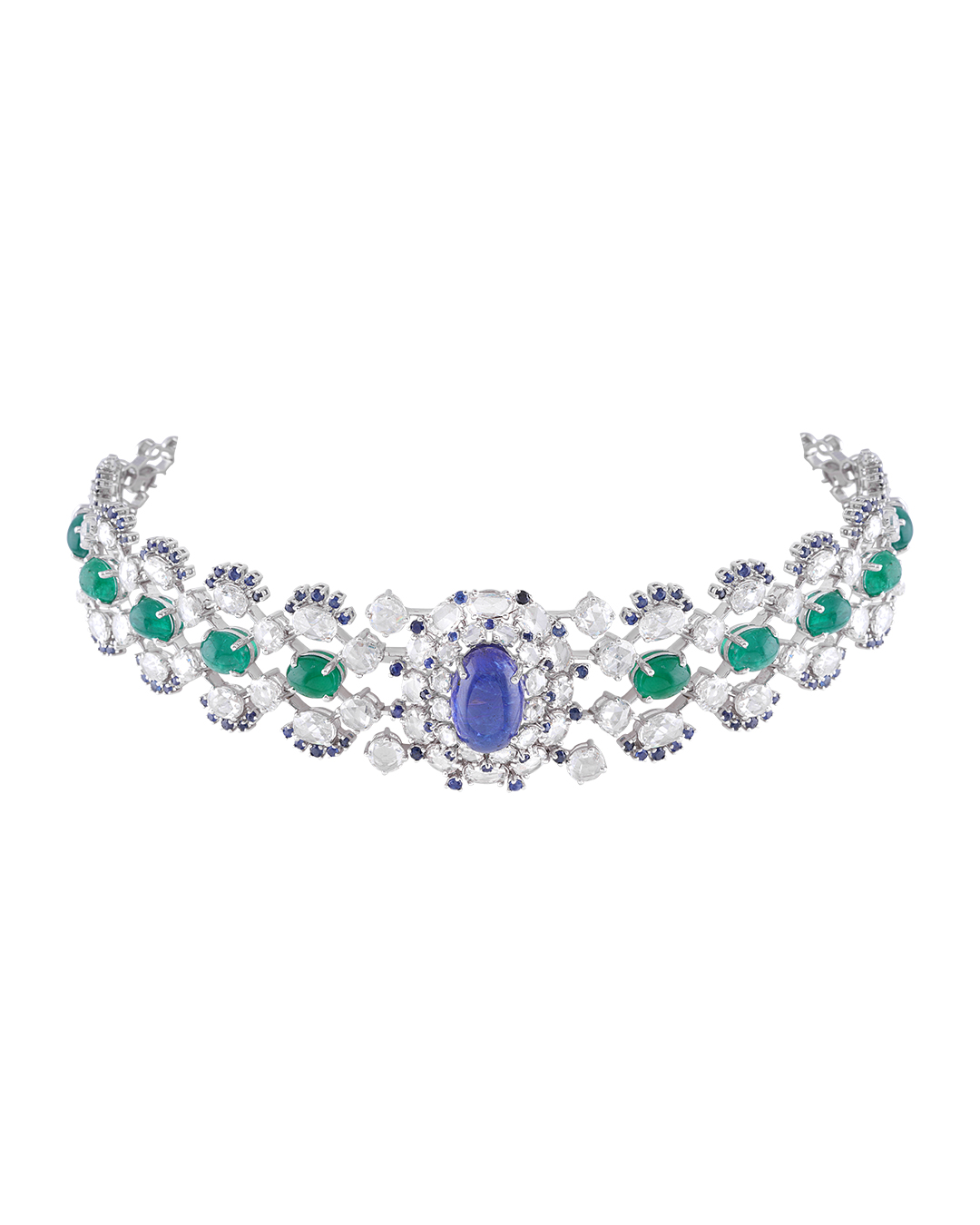 Choker necklace with diamonds