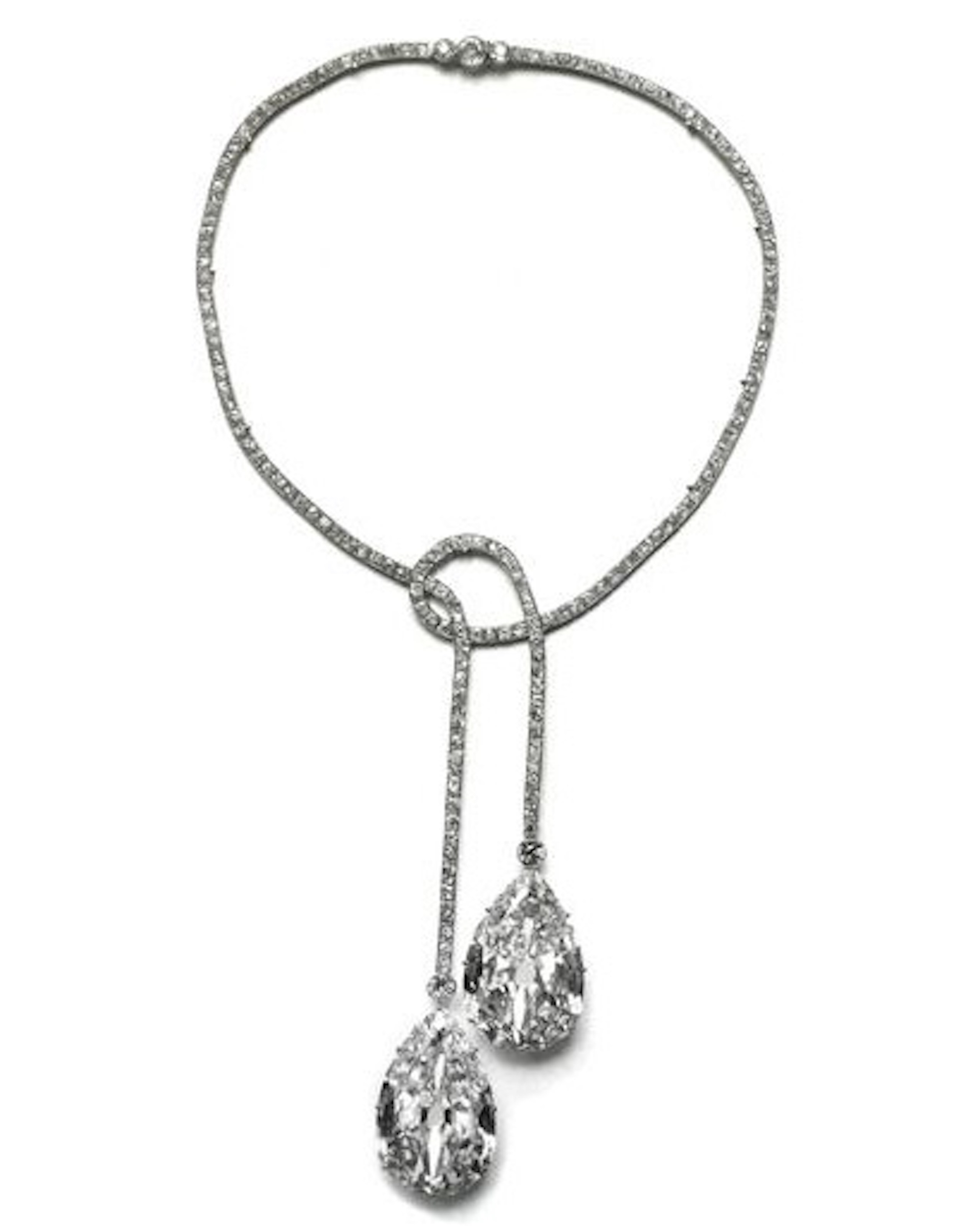 The original necklace created by Joseph Chaumet in 1913 with the Indore Pear diamonds 