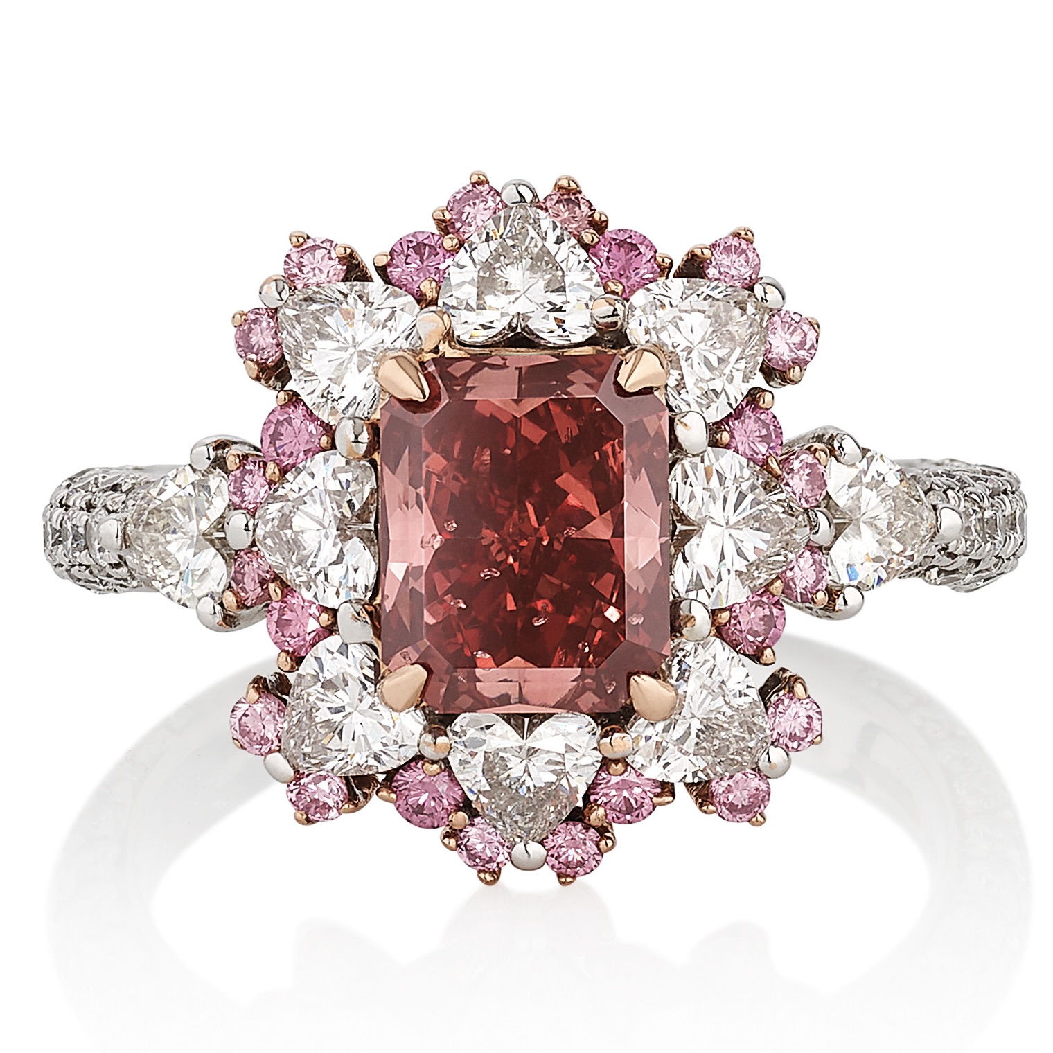 From royal pieces at Sotheby's to rare colored natural diamonds at Phillips, Geneva is the place to be for diamond jewelry auctions this November.